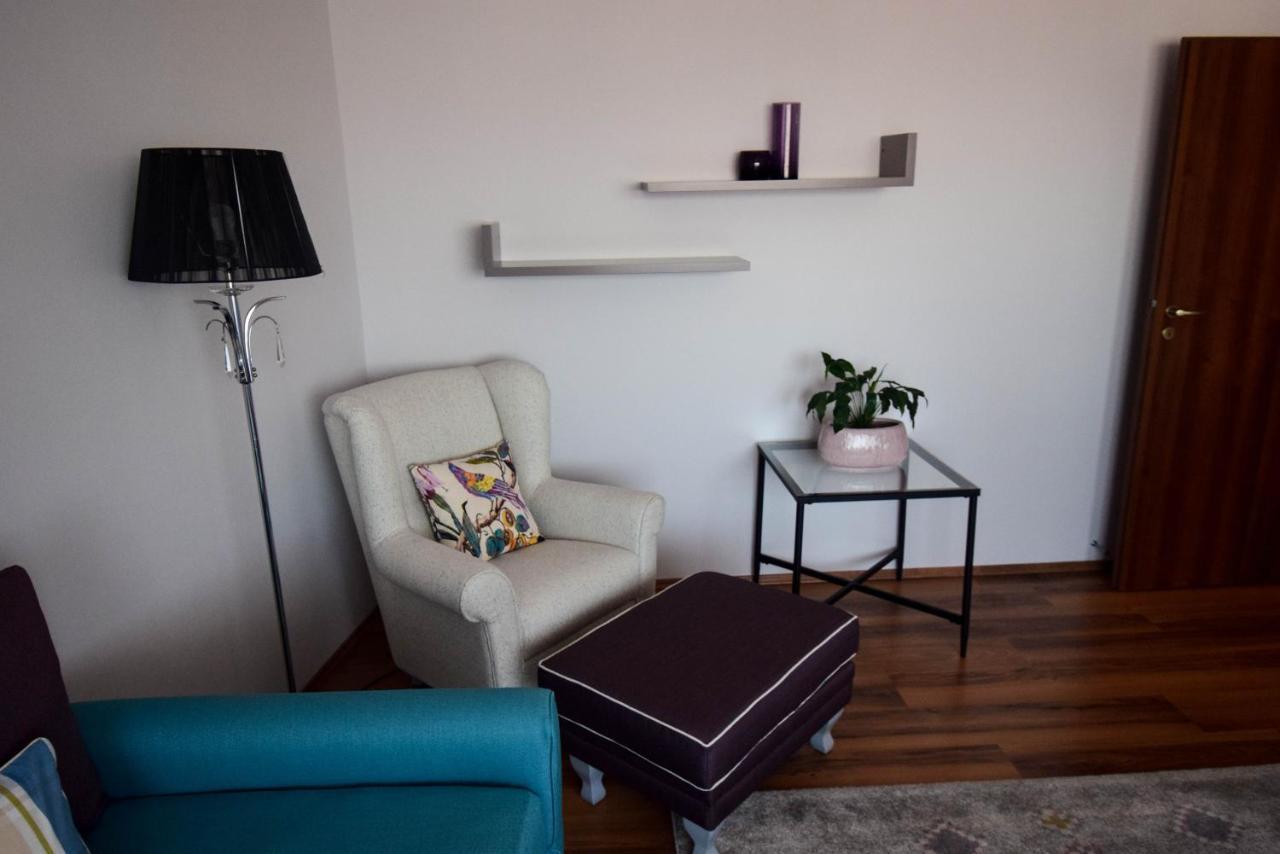 Cabrio Apart Hotel Cluj-Napoca Esterno foto