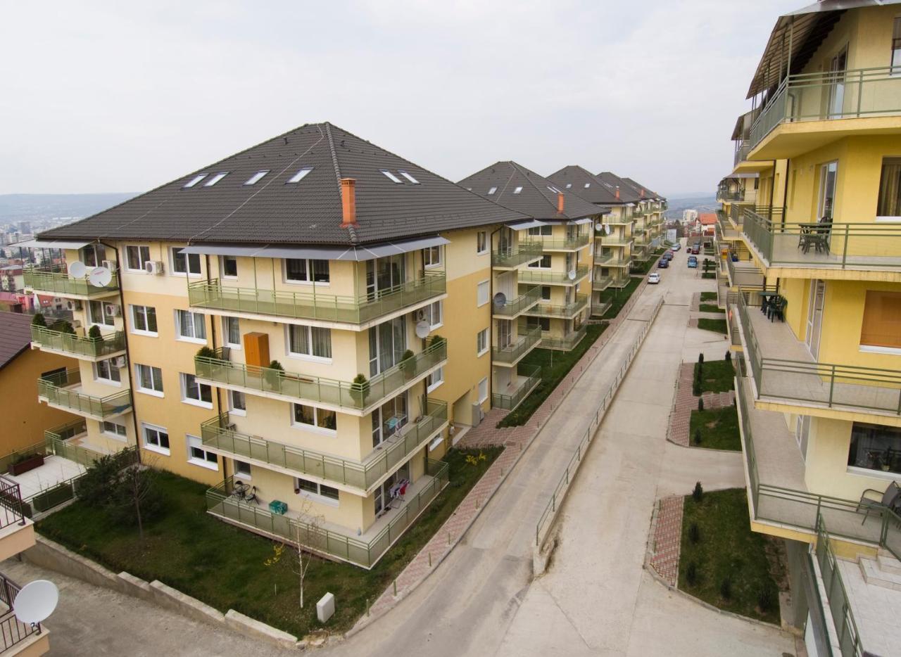 Cabrio Apart Hotel Cluj-Napoca Esterno foto